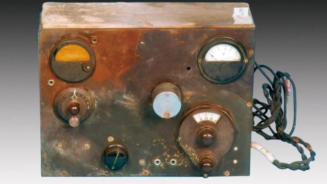 岩石缝里发现的“USA”电台，意外揭开这段鲜为人知的尘封往事