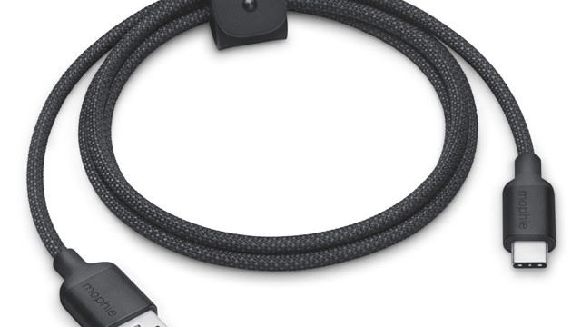 警惕“充电陷阱”：通过充电载波注入木马的安全威胁与防范